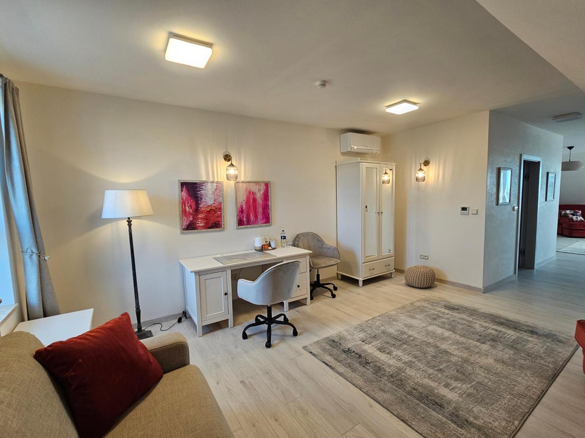 Arkady Hof Hotel Ступава Стая снимка